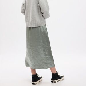 GAP Satin Midi Skirt